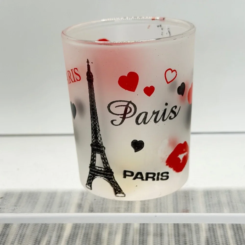 Paris Souvenir Shot Glass Frosted Eiffel Tower Hearts Lips Red‎ Black White